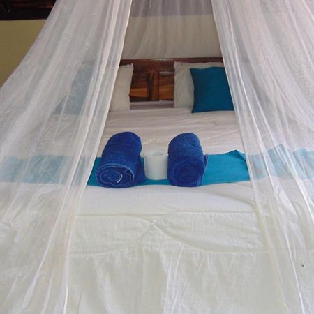 Sister Bungalow Hotel Gili Air Buitenkant foto